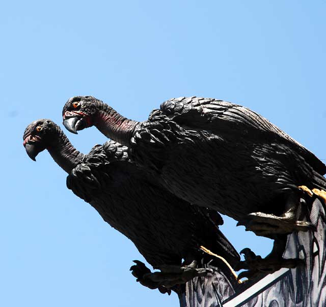 Rubber vultures on Ocean Front Walk in Venice Beach