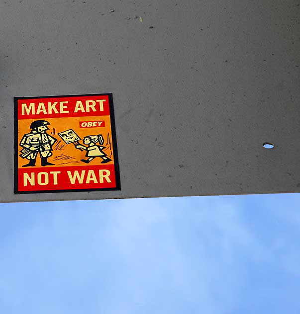 Make Art Not War sticker, Hollywood Boulevard at Virgil