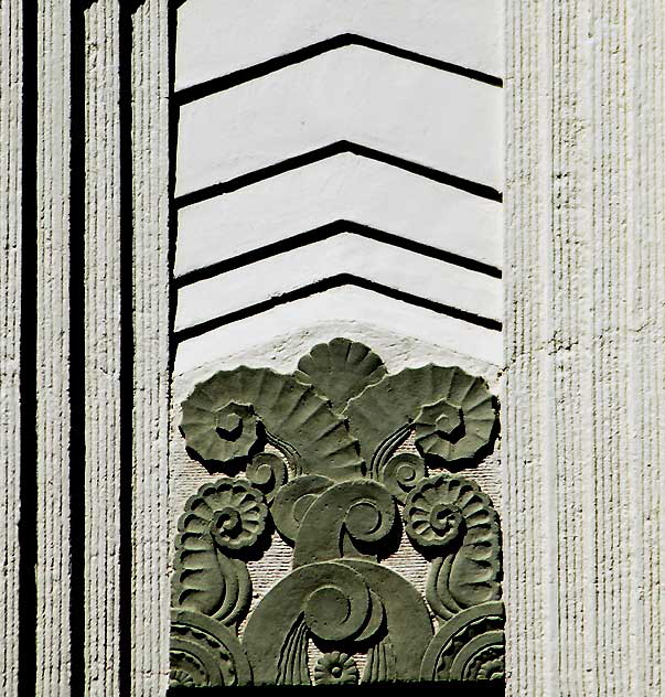 The Yucca-Vine Tower, 6305-09 Yucca Street (at Vine) - H. L. Gogerty of Gogerty & Weyl Architects, 1928 - 