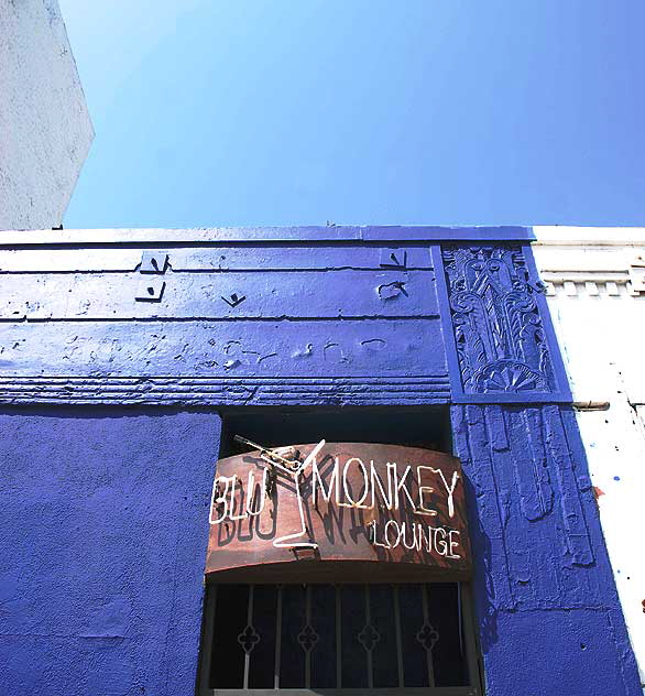 Blu Monkey Lounge, Hollywood Boulevard, East Hollywood, Wednesday, April 13, 2011