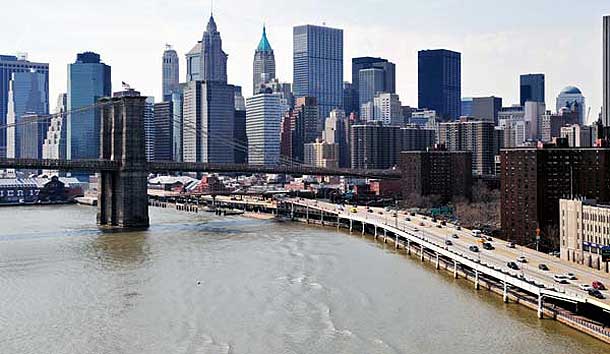 Brooklyn Bridge, photo by Ric Erickson