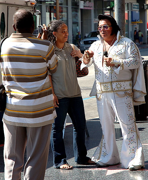 Elvis impersonator, Hollywood Boulevard