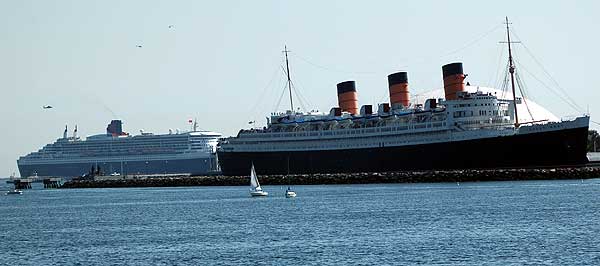 Queen Mary and Queen Mary 2, Long Beach